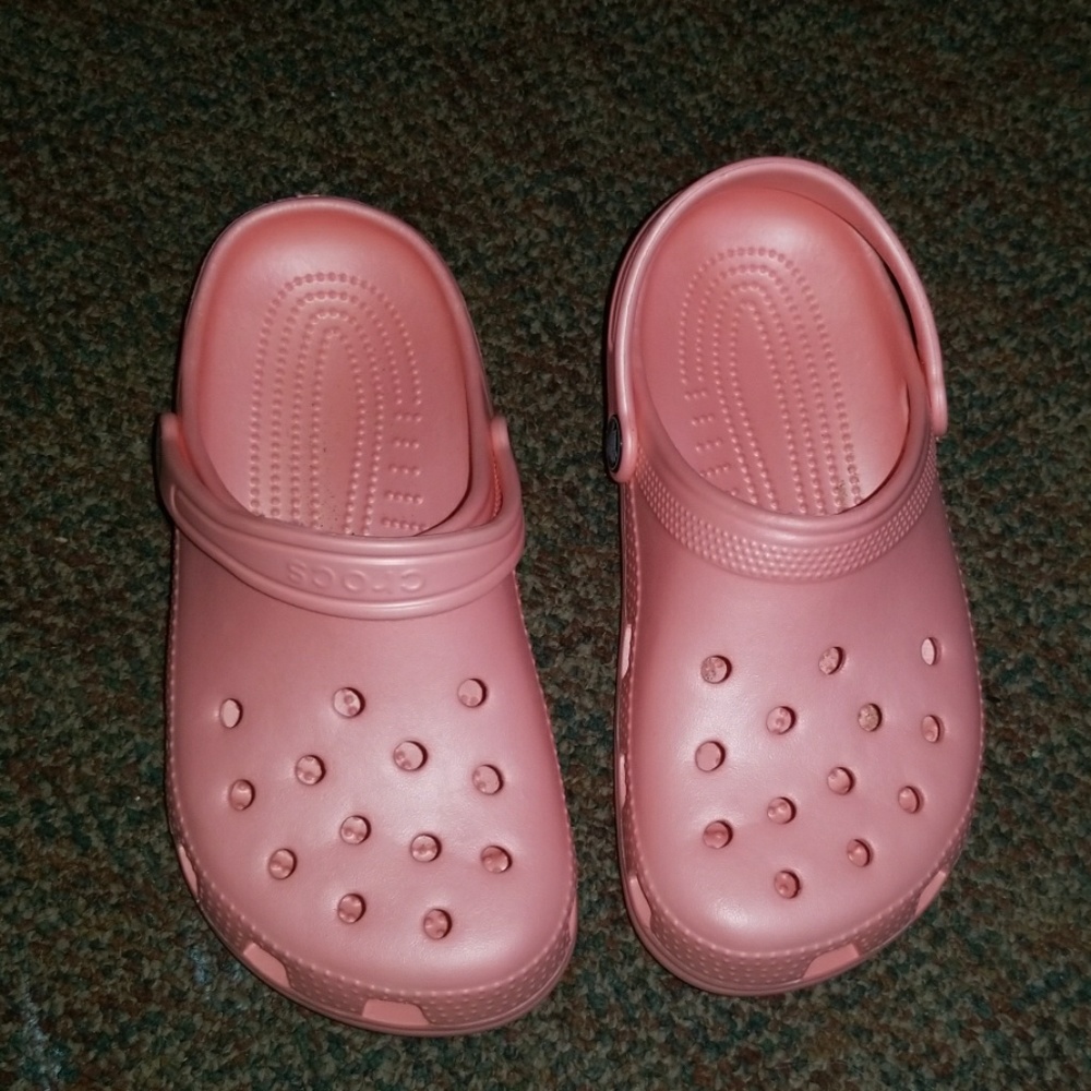 Coral colored crocs